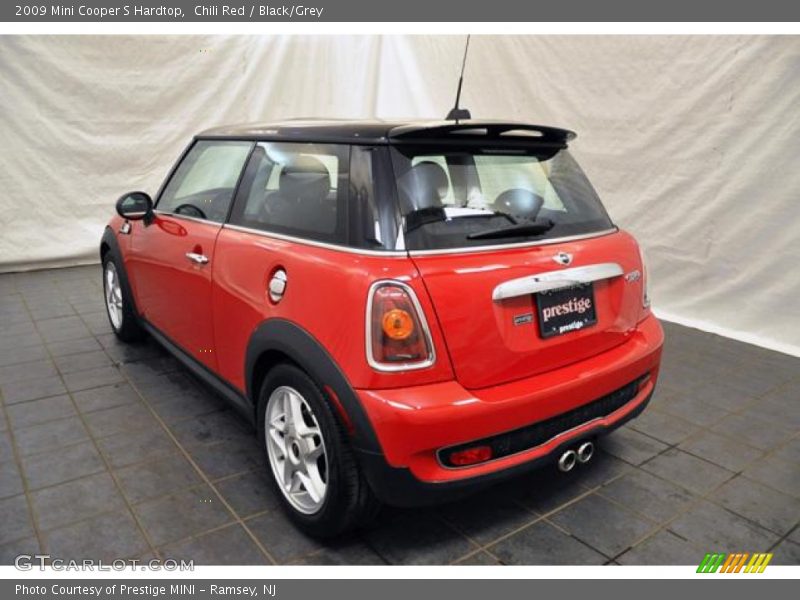 Chili Red / Black/Grey 2009 Mini Cooper S Hardtop