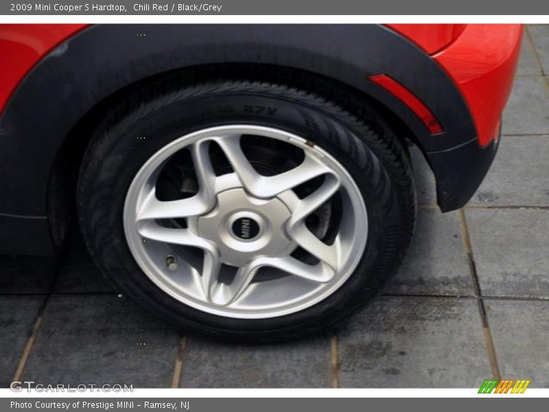 Chili Red / Black/Grey 2009 Mini Cooper S Hardtop