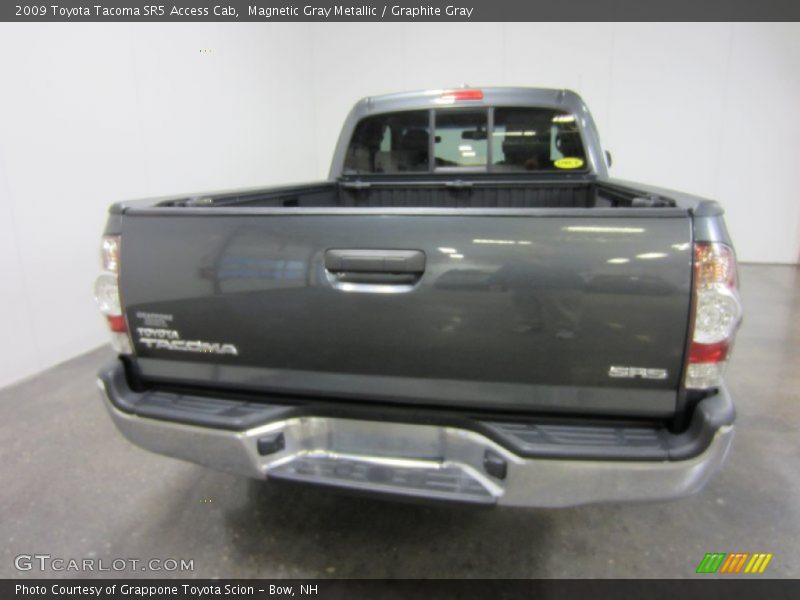 Magnetic Gray Metallic / Graphite Gray 2009 Toyota Tacoma SR5 Access Cab