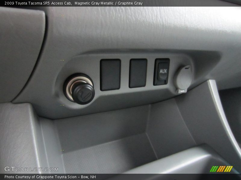 Magnetic Gray Metallic / Graphite Gray 2009 Toyota Tacoma SR5 Access Cab