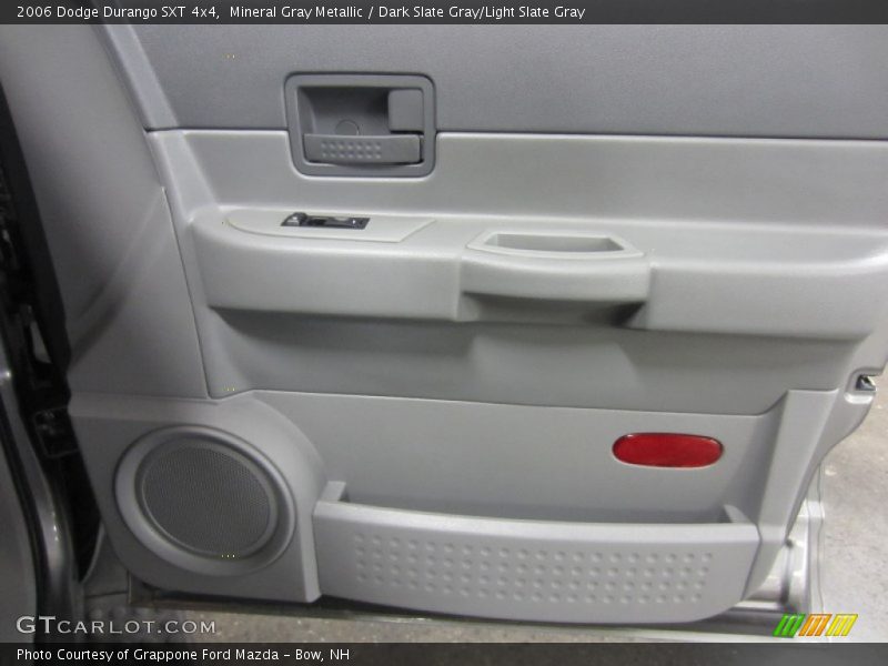 Mineral Gray Metallic / Dark Slate Gray/Light Slate Gray 2006 Dodge Durango SXT 4x4