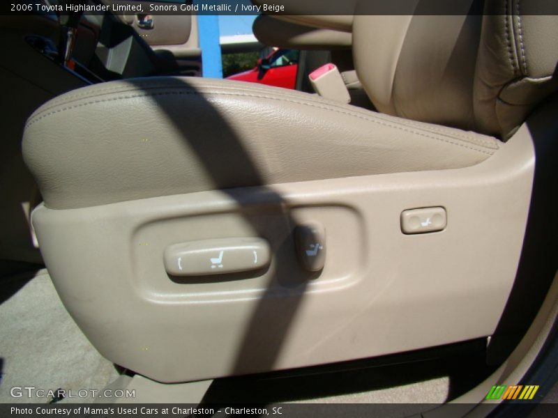 Sonora Gold Metallic / Ivory Beige 2006 Toyota Highlander Limited