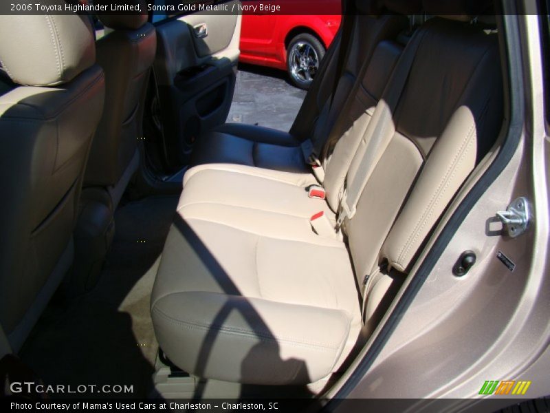Sonora Gold Metallic / Ivory Beige 2006 Toyota Highlander Limited