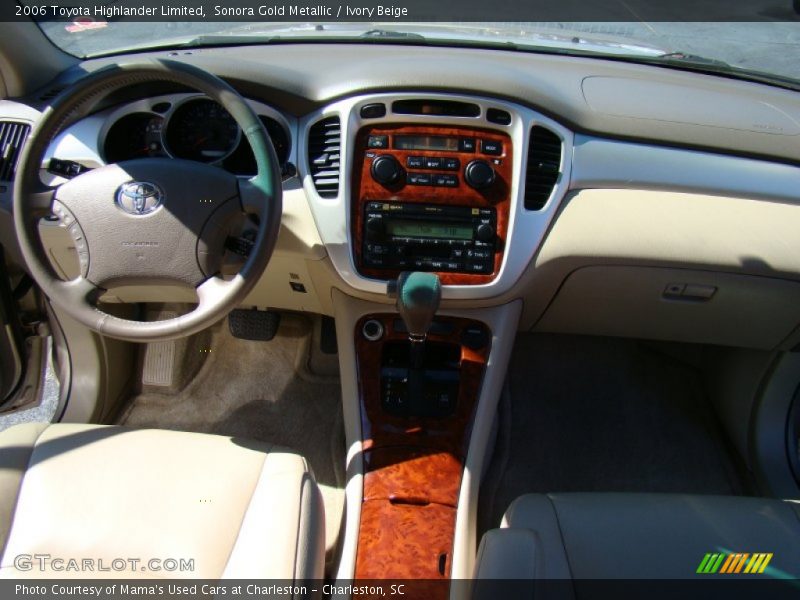 Sonora Gold Metallic / Ivory Beige 2006 Toyota Highlander Limited