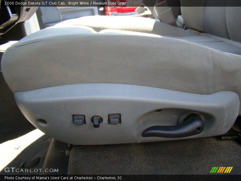 Bright White / Medium Slate Gray 2006 Dodge Dakota SLT Club Cab