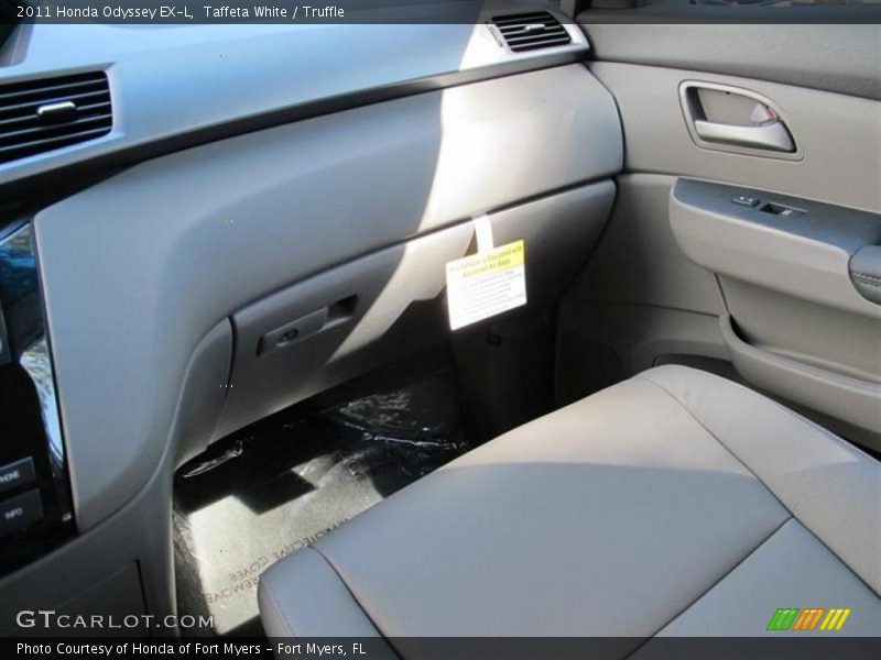 Taffeta White / Truffle 2011 Honda Odyssey EX-L