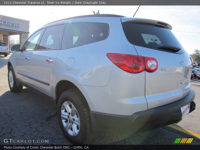 Silver Ice Metallic / Dark Gray/Light Gray 2011 Chevrolet Traverse LS