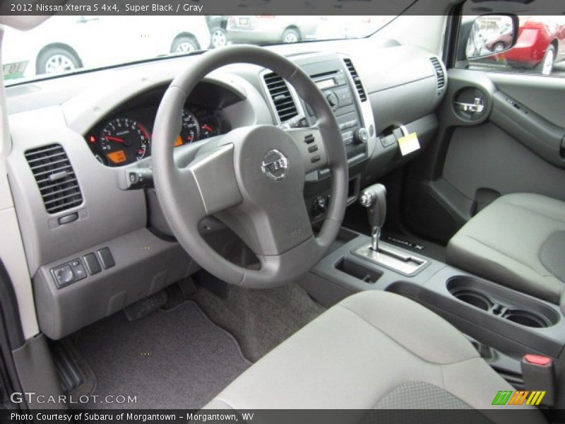  2012 Xterra S 4x4 Gray Interior