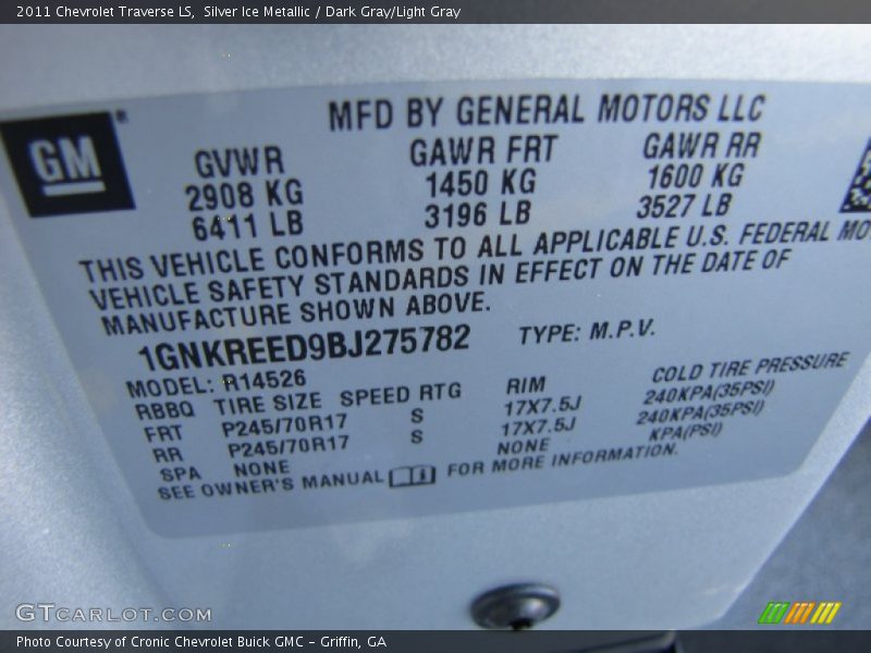 Silver Ice Metallic / Dark Gray/Light Gray 2011 Chevrolet Traverse LS