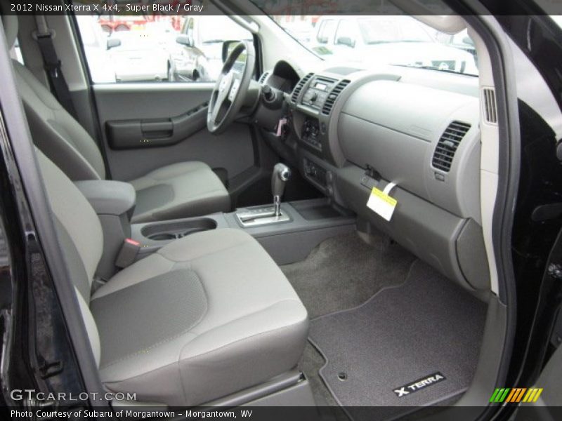 2012 Xterra X 4x4 Gray Interior