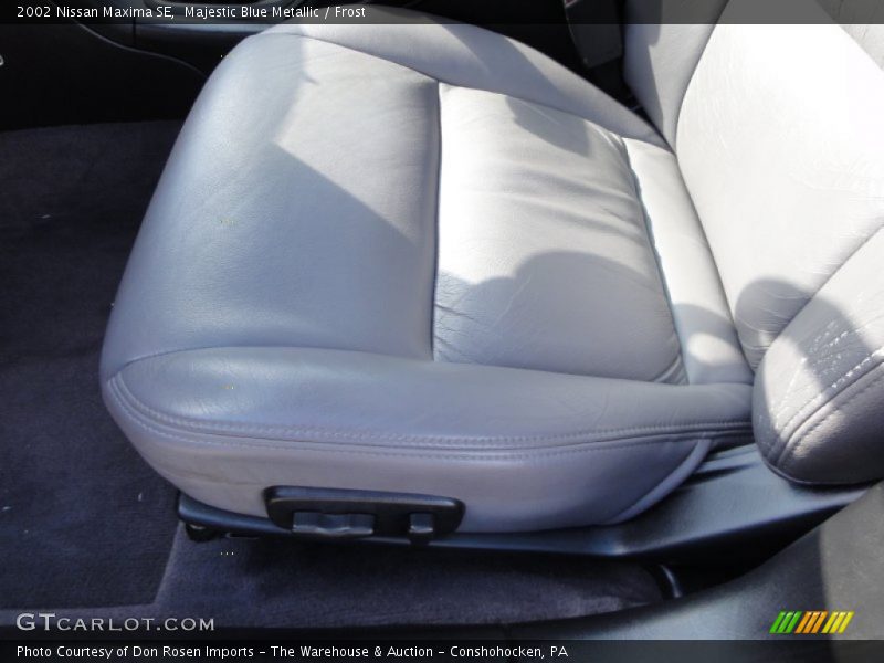 Majestic Blue Metallic / Frost 2002 Nissan Maxima SE