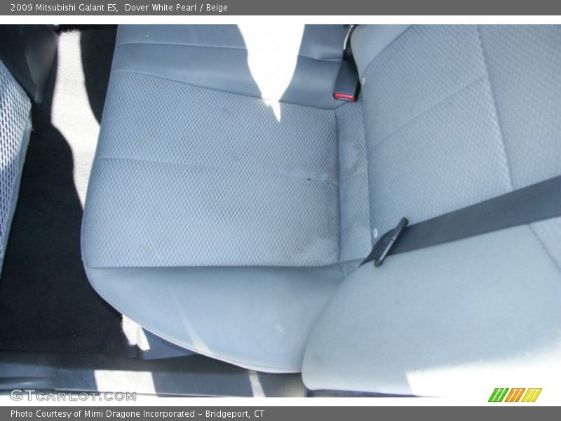 Dover White Pearl / Beige 2009 Mitsubishi Galant ES