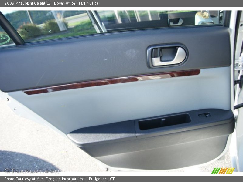 Dover White Pearl / Beige 2009 Mitsubishi Galant ES