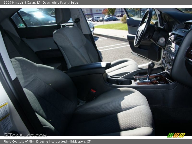 Dover White Pearl / Beige 2009 Mitsubishi Galant ES