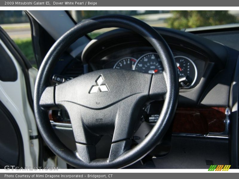 Dover White Pearl / Beige 2009 Mitsubishi Galant ES