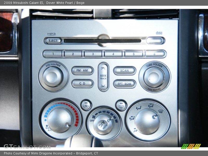 Dover White Pearl / Beige 2009 Mitsubishi Galant ES