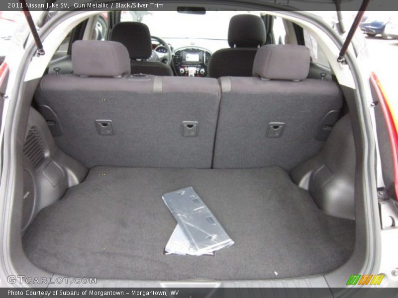 Gun Metallic / Black/Silver Trim 2011 Nissan Juke SV