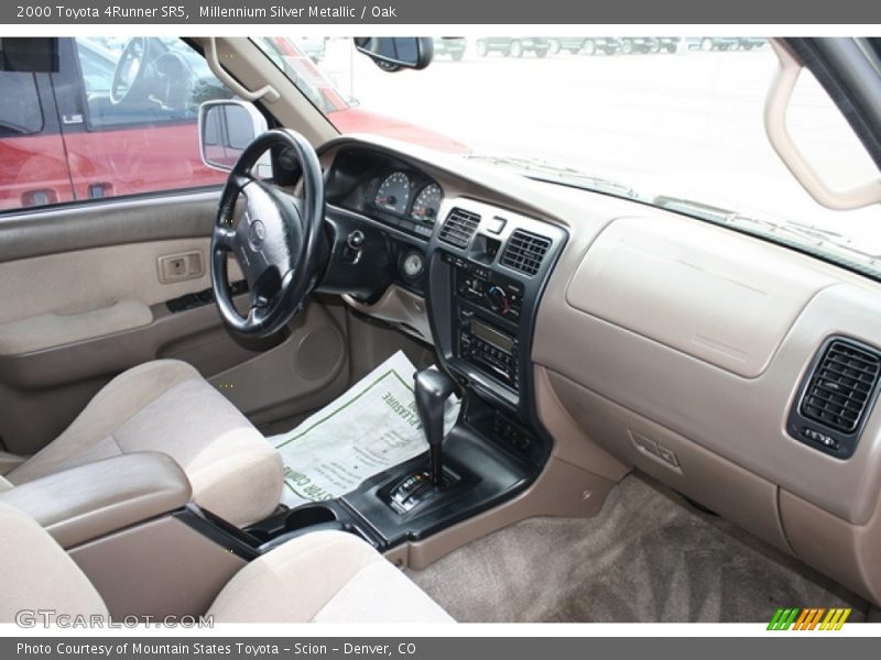 Millennium Silver Metallic / Oak 2000 Toyota 4Runner SR5