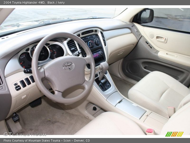  2004 Highlander 4WD Ivory Interior