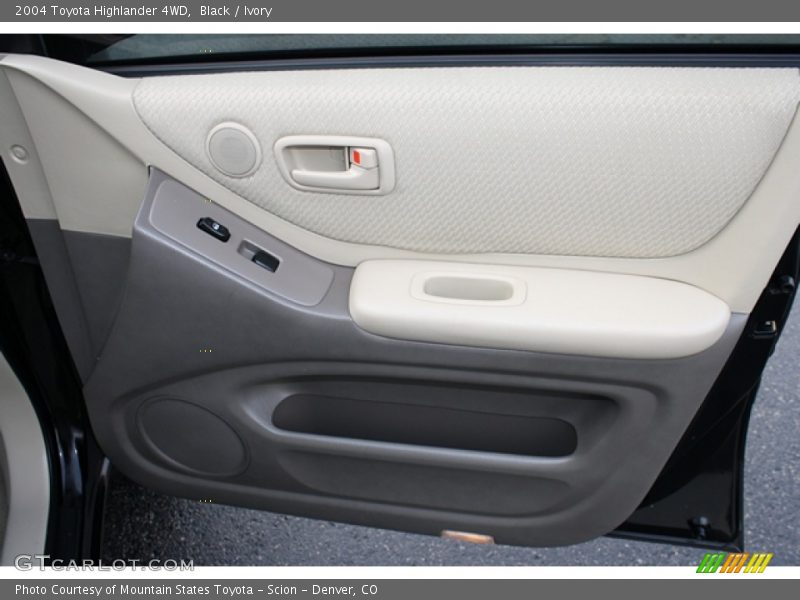 Door Panel of 2004 Highlander 4WD