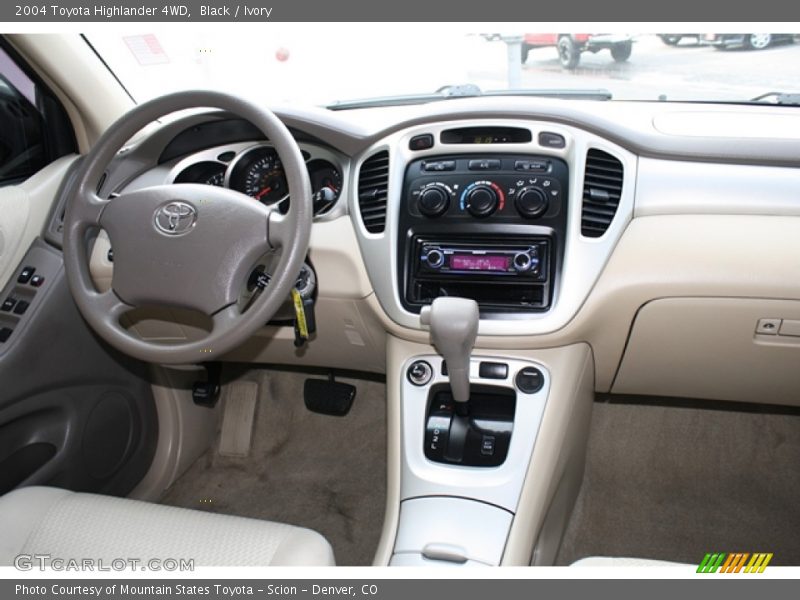  2004 Highlander 4WD Ivory Interior