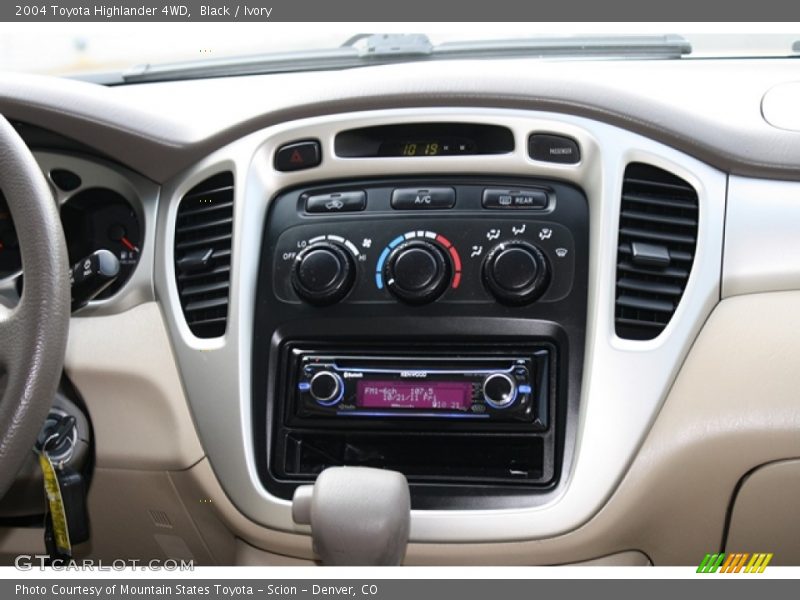 Controls of 2004 Highlander 4WD