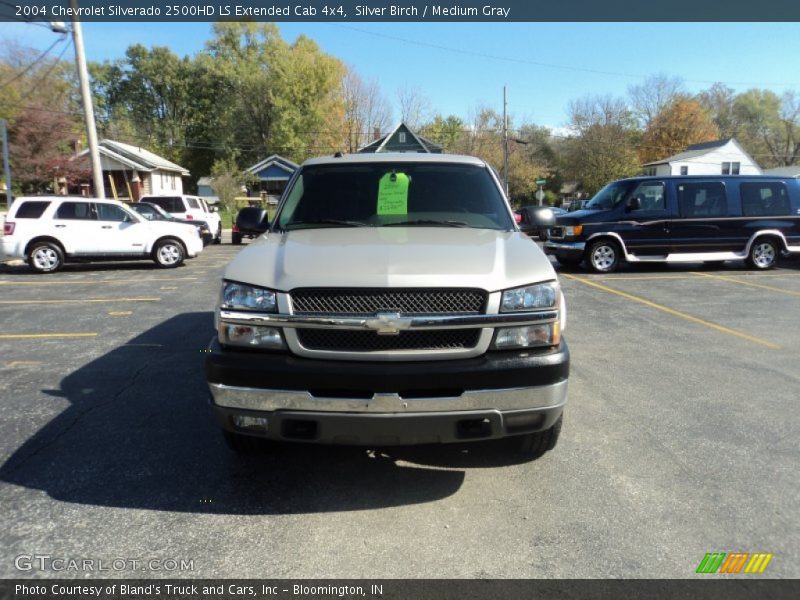 Silver Birch / Medium Gray 2004 Chevrolet Silverado 2500HD LS Extended Cab 4x4