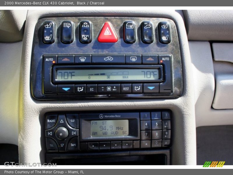 Controls of 2000 CLK 430 Cabriolet