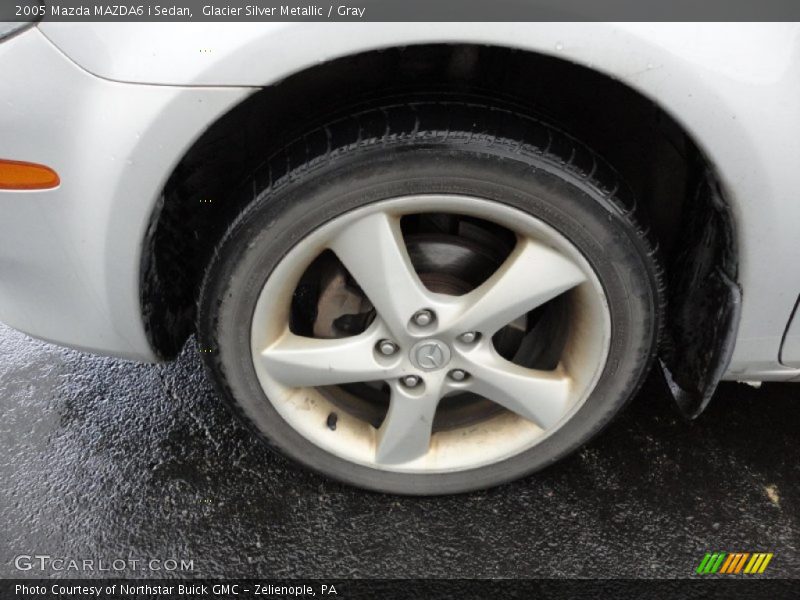 Glacier Silver Metallic / Gray 2005 Mazda MAZDA6 i Sedan