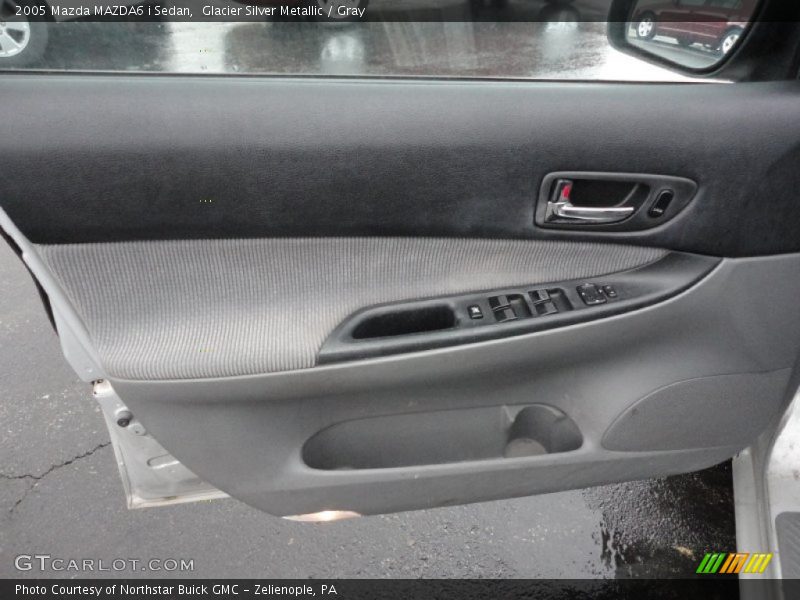Glacier Silver Metallic / Gray 2005 Mazda MAZDA6 i Sedan