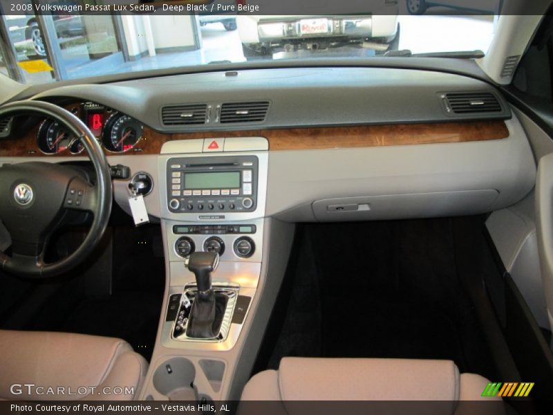 Deep Black / Pure Beige 2008 Volkswagen Passat Lux Sedan