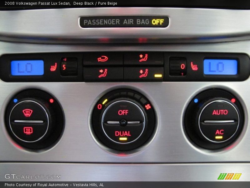 Deep Black / Pure Beige 2008 Volkswagen Passat Lux Sedan