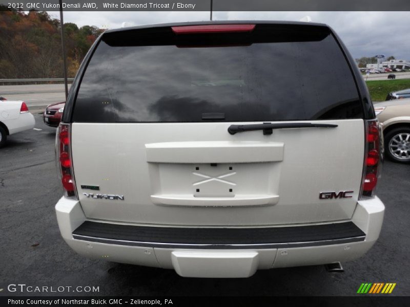 White Diamond Tricoat / Ebony 2012 GMC Yukon Denali AWD