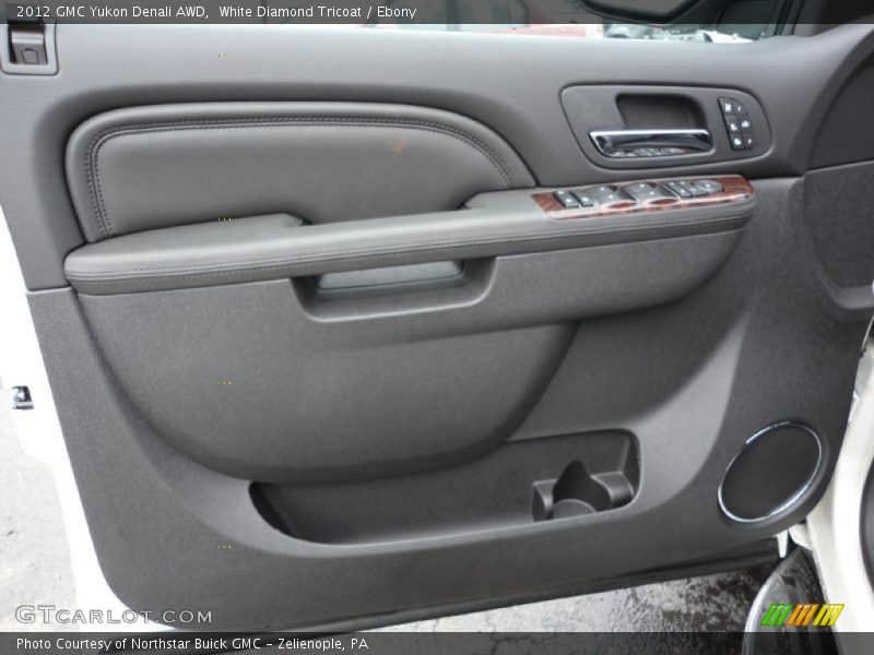 White Diamond Tricoat / Ebony 2012 GMC Yukon Denali AWD