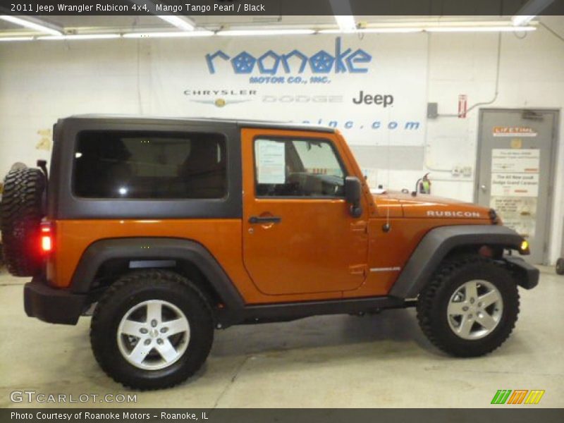 Mango Tango Pearl / Black 2011 Jeep Wrangler Rubicon 4x4