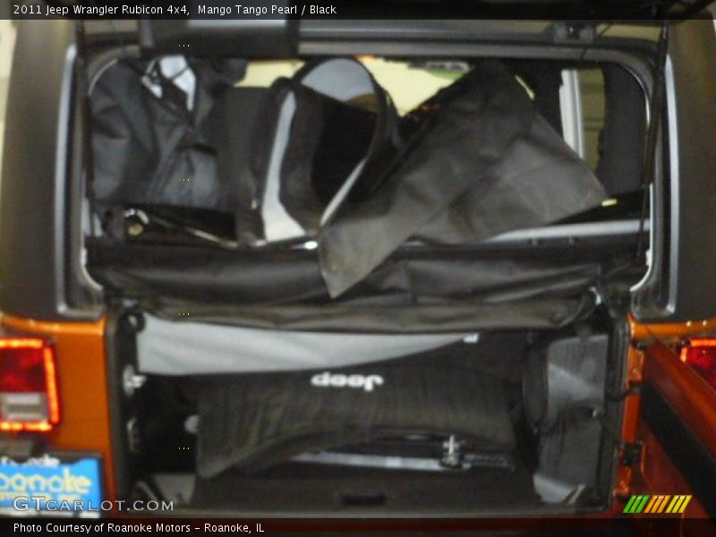 Mango Tango Pearl / Black 2011 Jeep Wrangler Rubicon 4x4