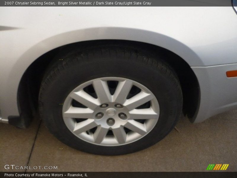 Bright Silver Metallic / Dark Slate Gray/Light Slate Gray 2007 Chrysler Sebring Sedan
