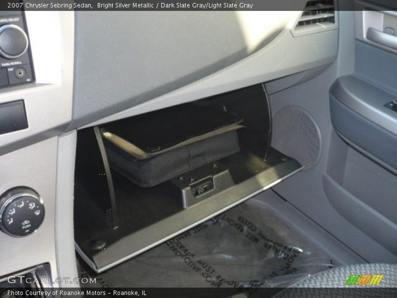 Bright Silver Metallic / Dark Slate Gray/Light Slate Gray 2007 Chrysler Sebring Sedan