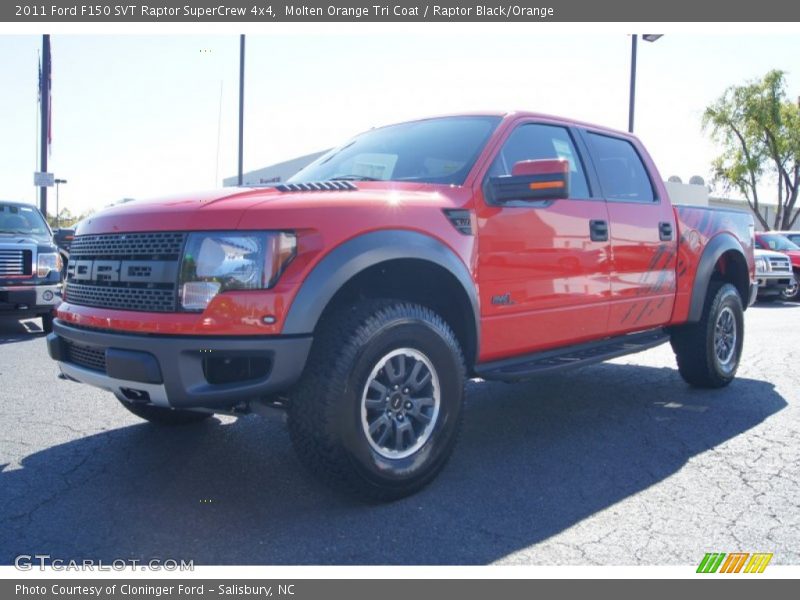 Front 3/4 View of 2011 F150 SVT Raptor SuperCrew 4x4
