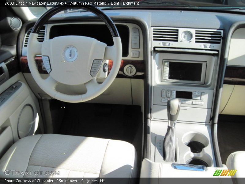 Autumn Red Metallic / Light Parchment 2003 Lincoln Navigator Luxury 4x4