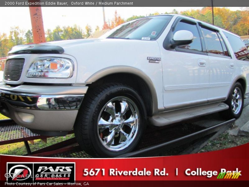 Oxford White / Medium Parchment 2000 Ford Expedition Eddie Bauer