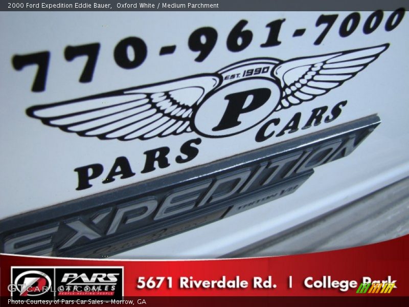 Oxford White / Medium Parchment 2000 Ford Expedition Eddie Bauer