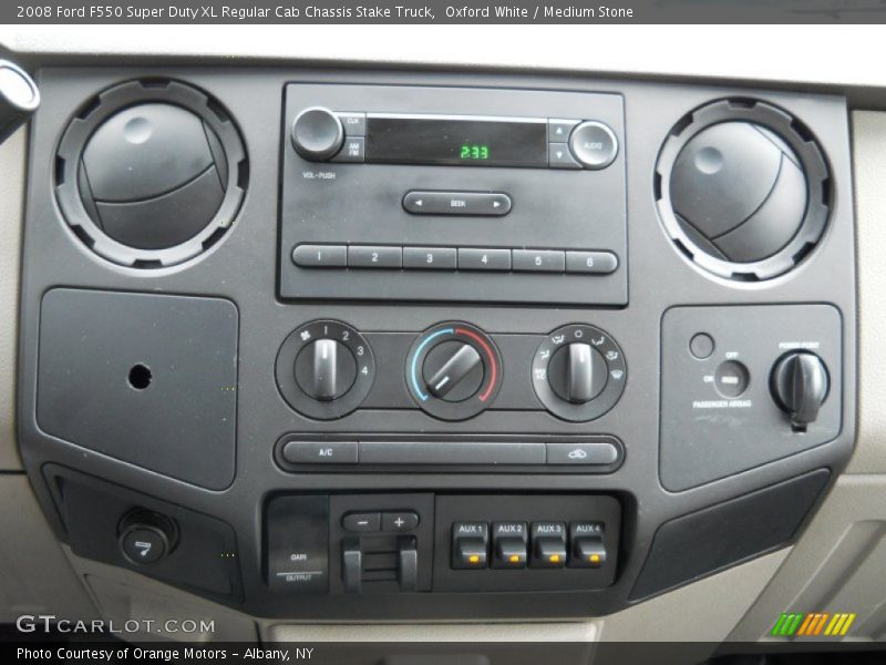 Controls of 2008 F550 Super Duty XL Regular Cab Chassis Stake Truck