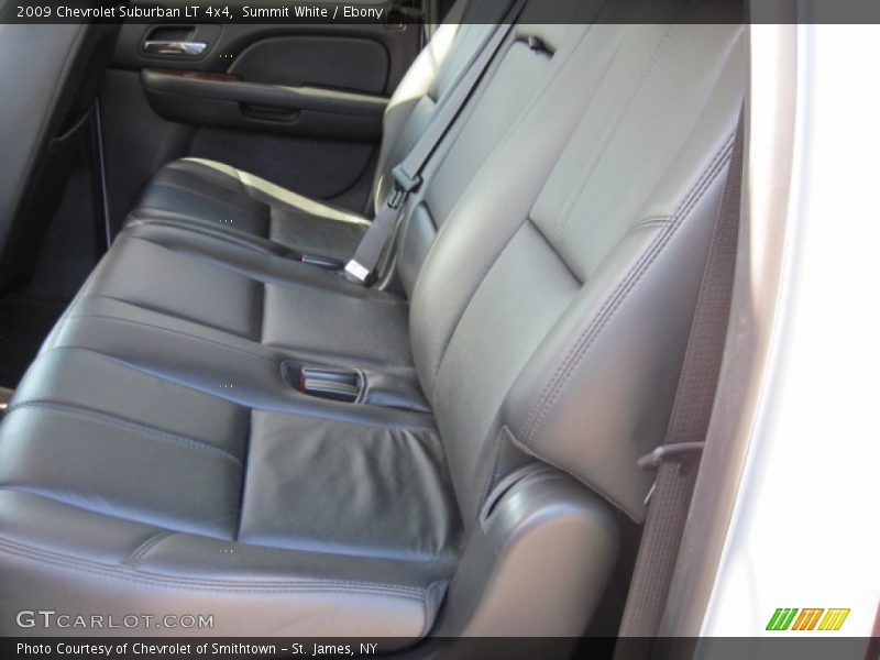 Summit White / Ebony 2009 Chevrolet Suburban LT 4x4