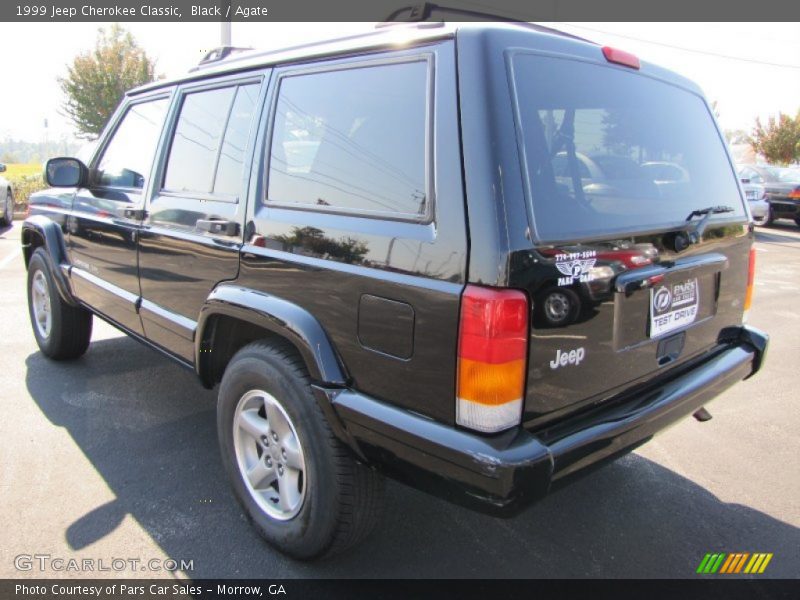 Black / Agate 1999 Jeep Cherokee Classic