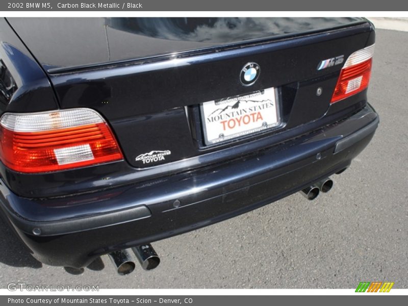 Carbon Black Metallic / Black 2002 BMW M5