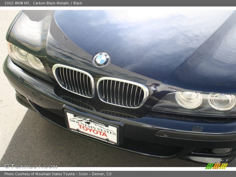 Carbon Black Metallic / Black 2002 BMW M5