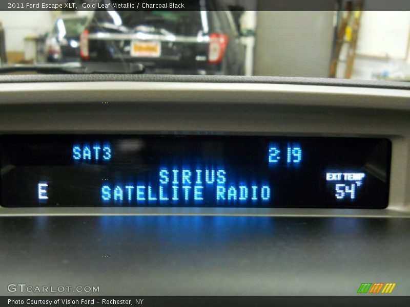 Gold Leaf Metallic / Charcoal Black 2011 Ford Escape XLT