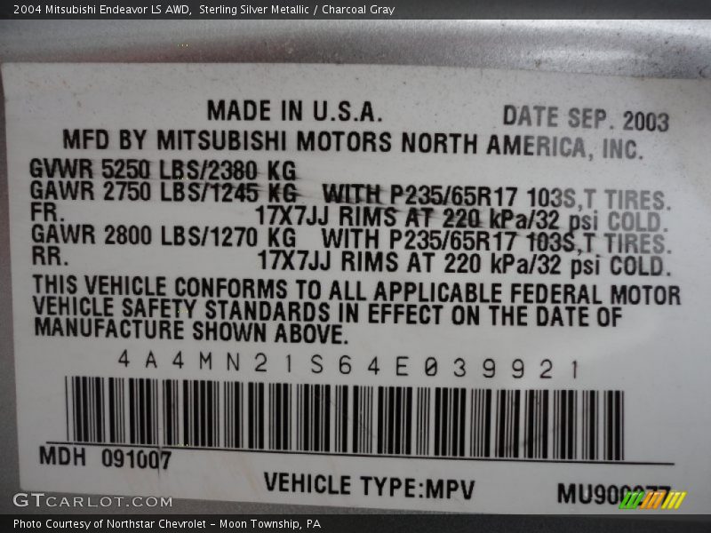 Sterling Silver Metallic / Charcoal Gray 2004 Mitsubishi Endeavor LS AWD