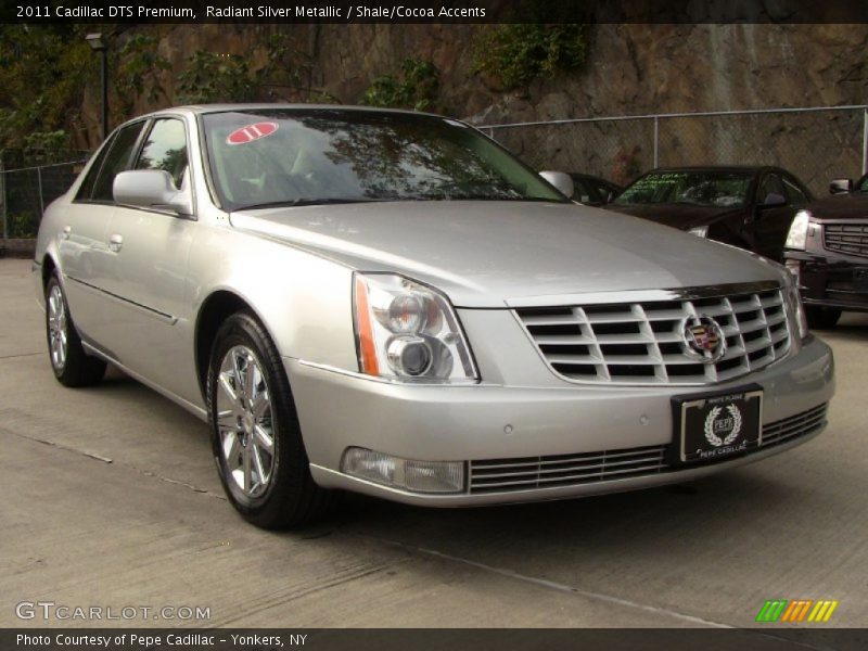 Radiant Silver Metallic / Shale/Cocoa Accents 2011 Cadillac DTS Premium